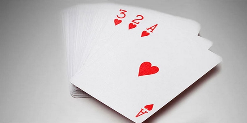 Bài cào hay còn phổ biến với một cái tên gọi khác đó là Three Card Poker